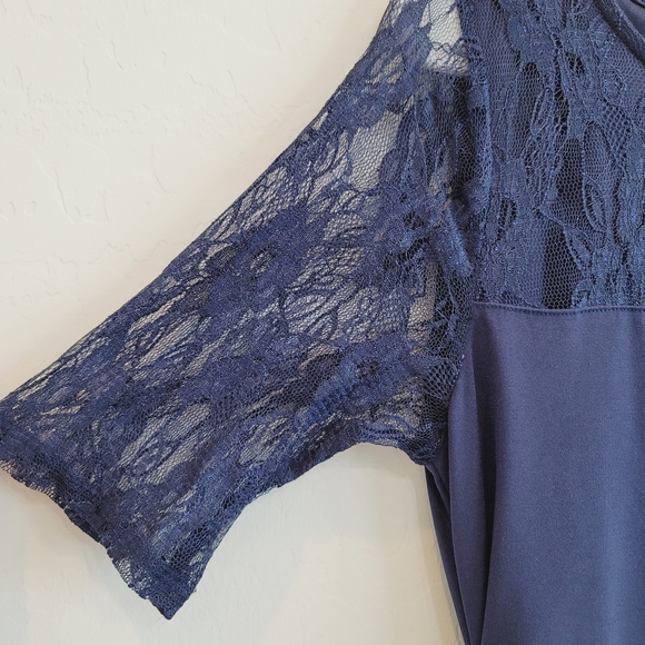 💕Motherhood Maternity Navy Blue Dress with Lace Sleeves Women's Size Small Mat. - Picture 8 of 14